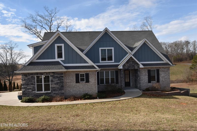 322 Blount Cir, Rutledge, TN 37861