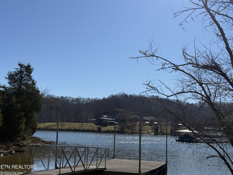 322 Enclave Way, Kingston, TN 37763