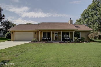 322 Saligugi Ln, Loudon, TN 37774