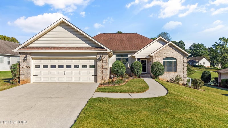 322 Tigitsi Way, Loudon, TN 37774