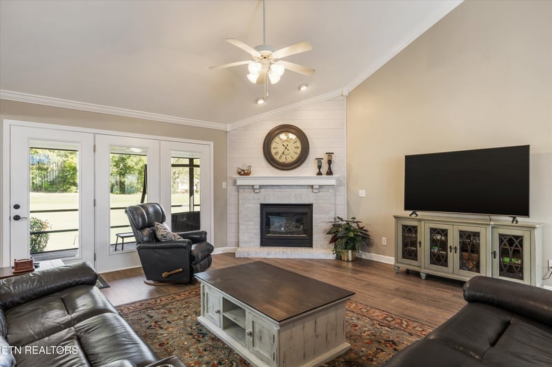 322 Tigitsi Way, Loudon, TN 37774