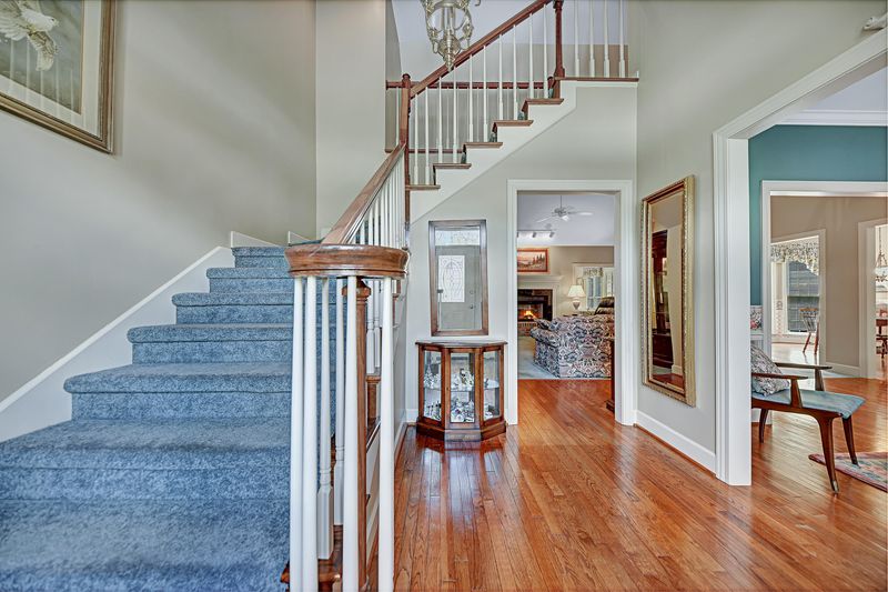 3220 Great Meadows Dr, Knoxville, TN 37920