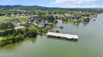 3223 Lowes Ldg, Louisville, TN 37777
