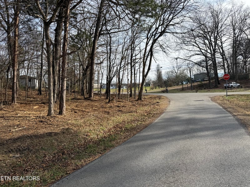 3224 Davis Ferry Rd, Loudon, TN 37774