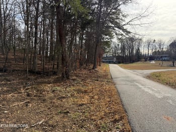 3224 Davis Ferry Rd, Loudon, TN 37774