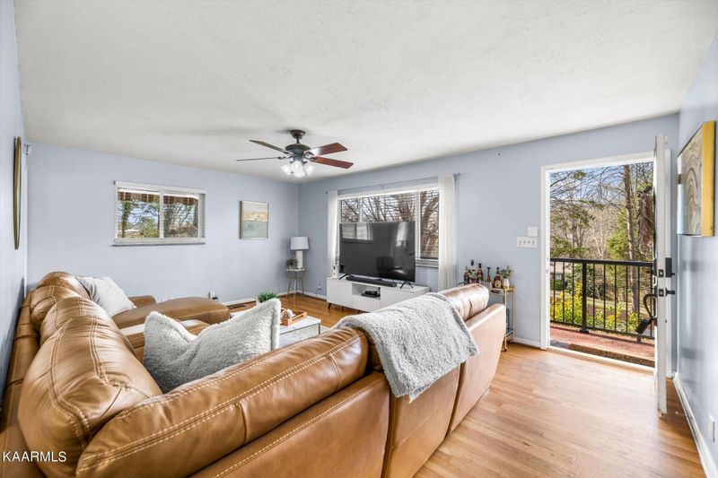 3224 Ginn Dr, Knoxville, TN 37920