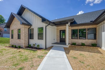 3224 Sandpiper Ct, Kodak, TN 37764