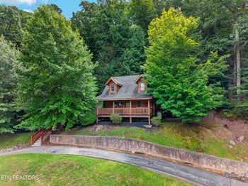 3225 Smoky Ridge Way, Sevierville, TN 37862