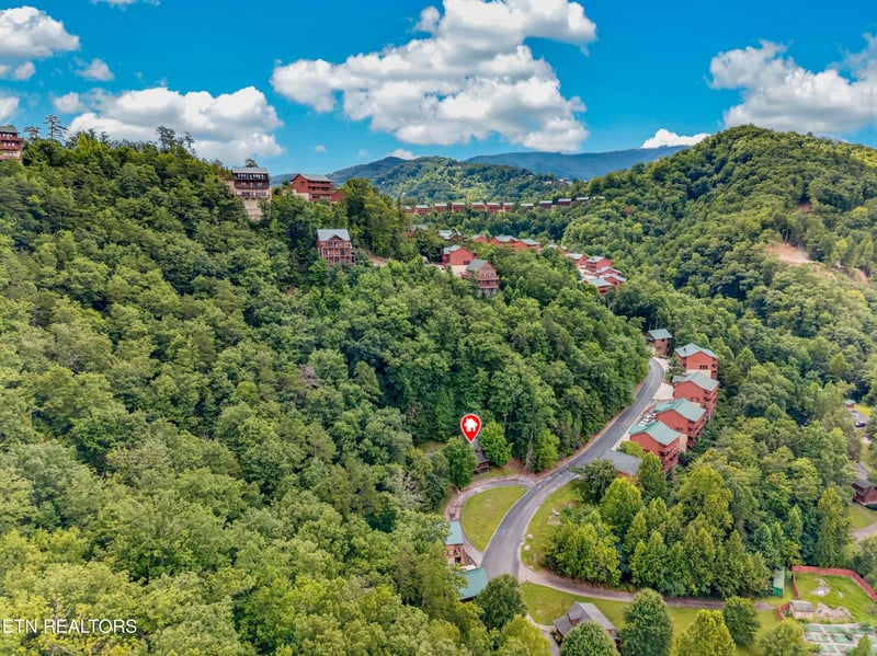 3225 Smoky Ridge Way, Sevierville, TN 37862