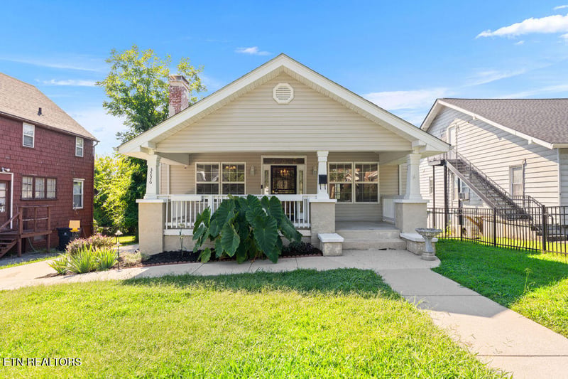 3226 E 5th Ave, Knoxville, TN 37914