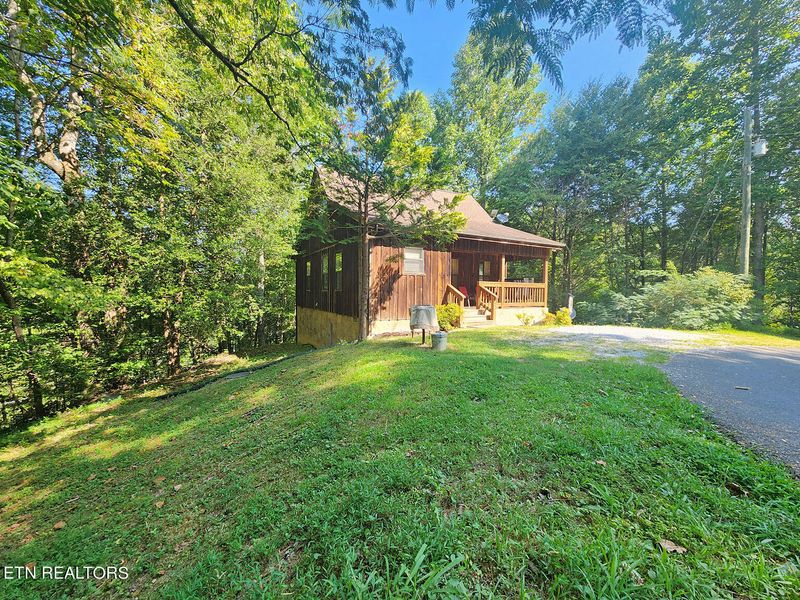 3226 Parish Way, Sevierville, TN 37876