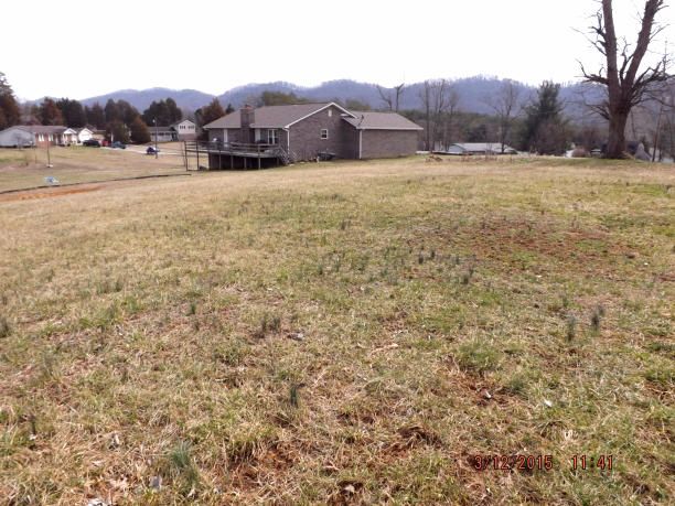 323 Baker Cir, Maynardville, TN 37807