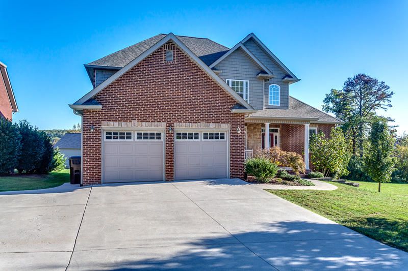 323 Britts, Lenoir City, TN 37772