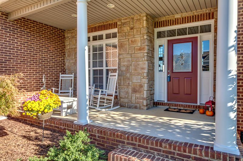 323 Britts, Lenoir City, TN 37772