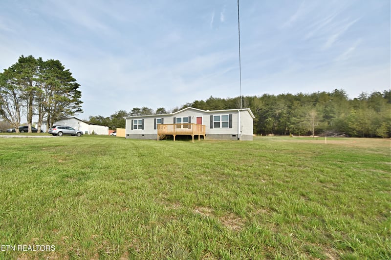 323 Foster Rd, Blaine, TN 37709