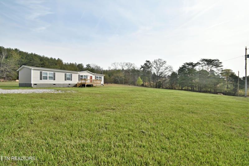 323 Foster Rd, Blaine, TN 37709