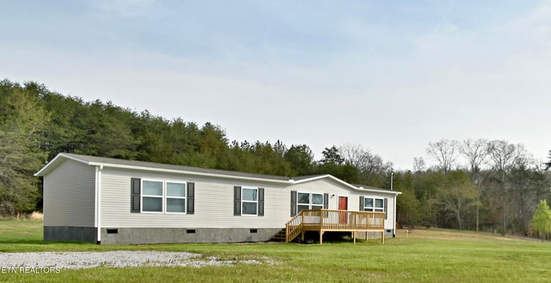 323 Foster Rd, Blaine, TN 37709
