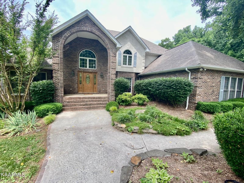 3231 Topside Dr, Kodak, TN 37764