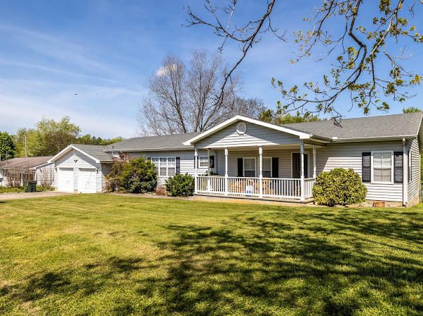 3235 Abbott Rd, Maryville, TN 37803