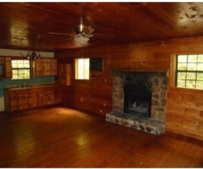 3237 Bear Moutian Ln, Sevierville, TN 37876