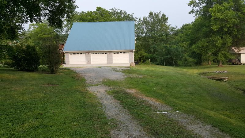 3239 Hinds Creek Rd, Heiskell, TN 37754