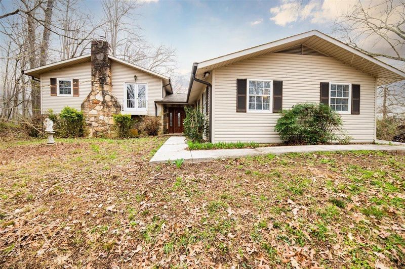 324 Bland Rd, Clinton, TN 37716