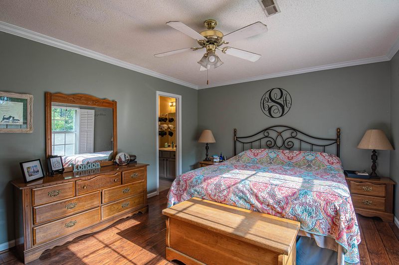 324 Creekwalk Blvd, Pigeon Forge, TN 37863
