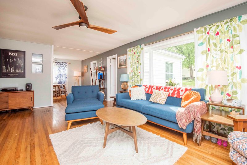 324 E Fairview Rd, Oak Ridge, TN 37830