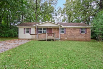 324 Oak Hill Dr, Crossville, TN 38572