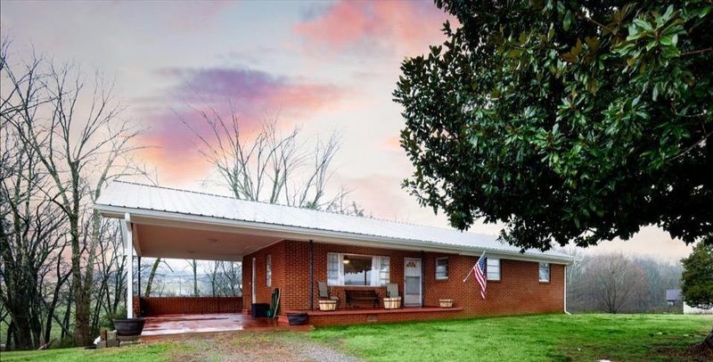 324 Seed Tick Rd, Sweetwater, TN 37874
