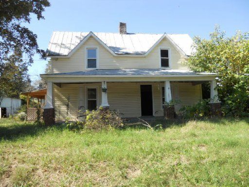 3244 E Hwy 61, Luttrell, TN 37779