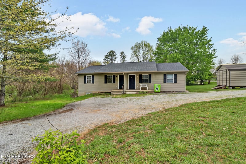 3246 Pow Camp Rd, Crossville, TN 38572