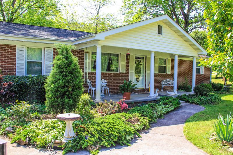 3248 Lagrange Dr, Maryville, TN 37804
