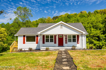 325 Self Hollow Rd, Rockford, TN 37853