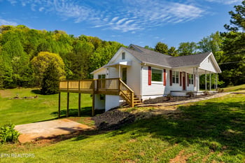 325 Self Hollow Rd, Rockford, TN 37853