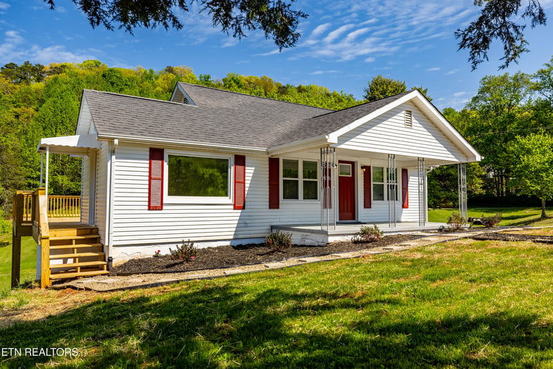 325 Self Hollow Rd, Rockford, TN 37853