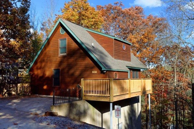 325 Woodridge Way, Pigeon Forge, TN 37863