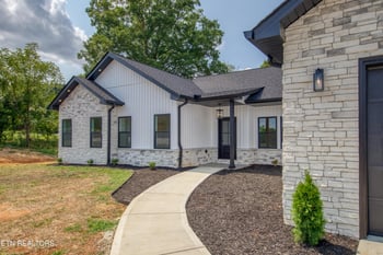 3259 Sandpiper Ct, Kodak, TN 37764
