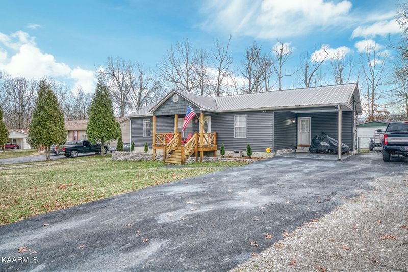 326 Bent Tree Dr, Crossville, TN 38555