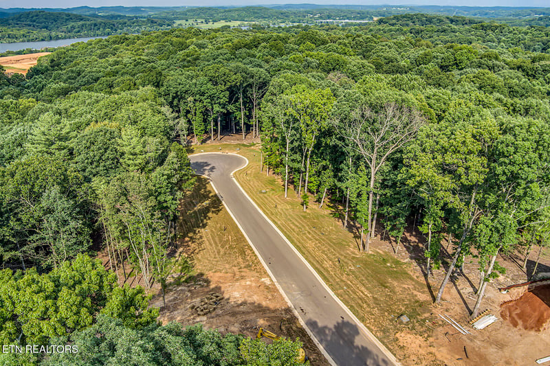 326 Flip Flop Way, Loudon, TN 37774
