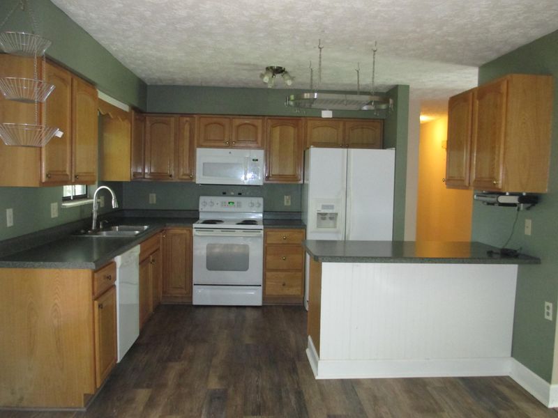326 Gregg Rd, Powell, TN 37849