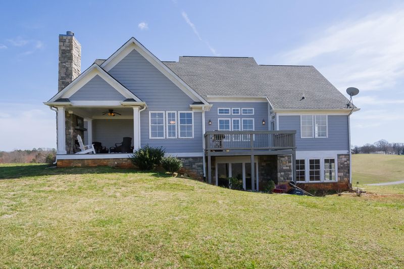 326 Marble Bluff Dr, Kingston, TN 37763