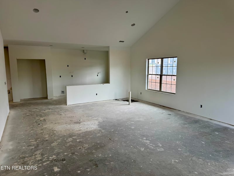 326 Rugby Manor Ln, Knoxville, TN 37923