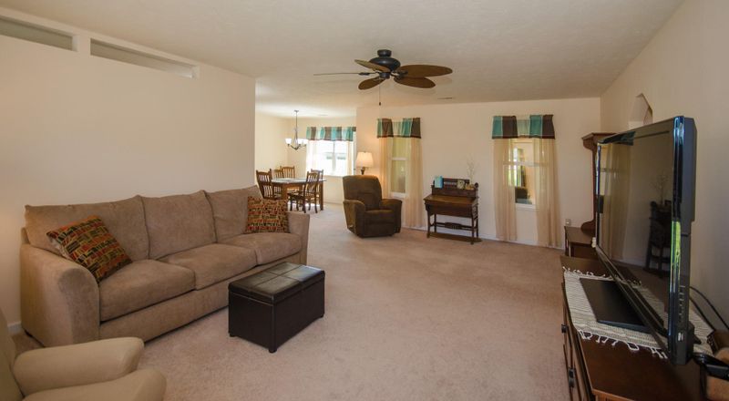 327 Ayers Rd, Kodak, TN 37764