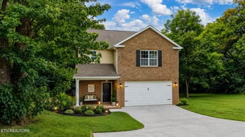 327 Brown School Rd, Maryville, TN 37804