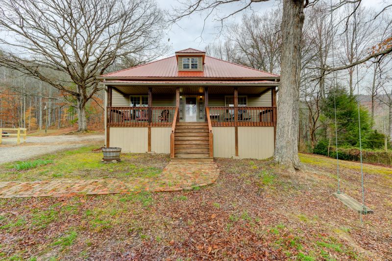 327 Coalfield Camp Rd, Oliver Springs, TN 37840