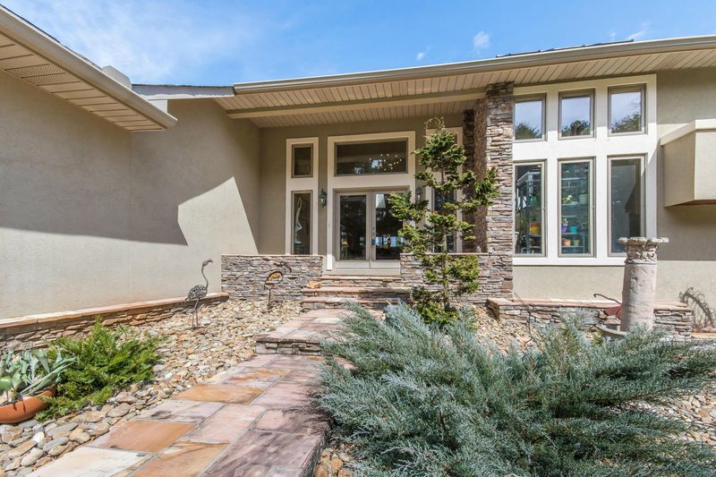 327 Kiyuga Way, Loudon, TN 37774