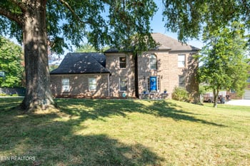 327 Sundown Rd, Knoxville, TN 37934