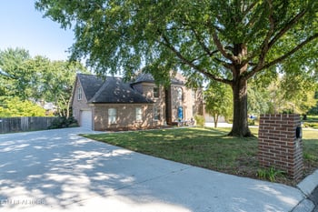 327 Sundown Rd, Knoxville, TN 37934