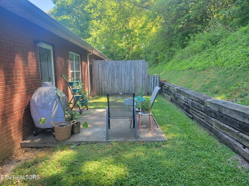 3276 Thomas Hill Way, Knoxville, TN 37917